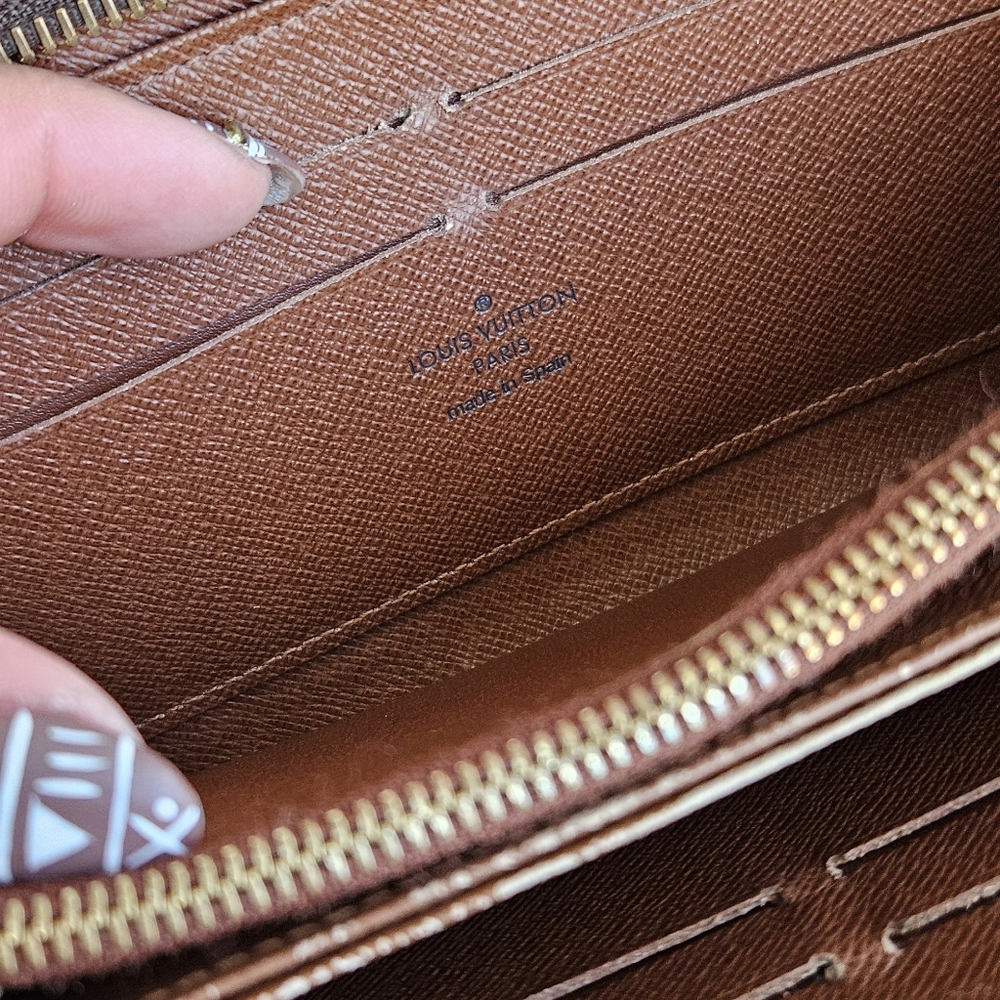 Louis Vuitton Brown Monogram Wallet - Picture 8 of 9